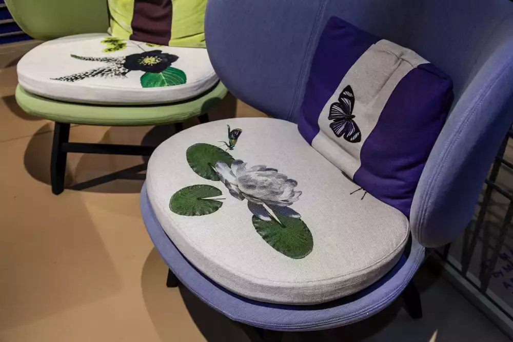 Colors and patterns for furniture