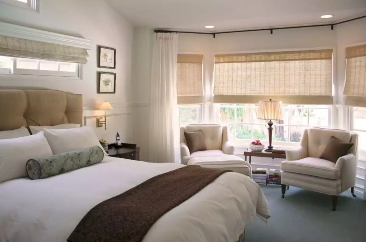Curtains for a Bay Window