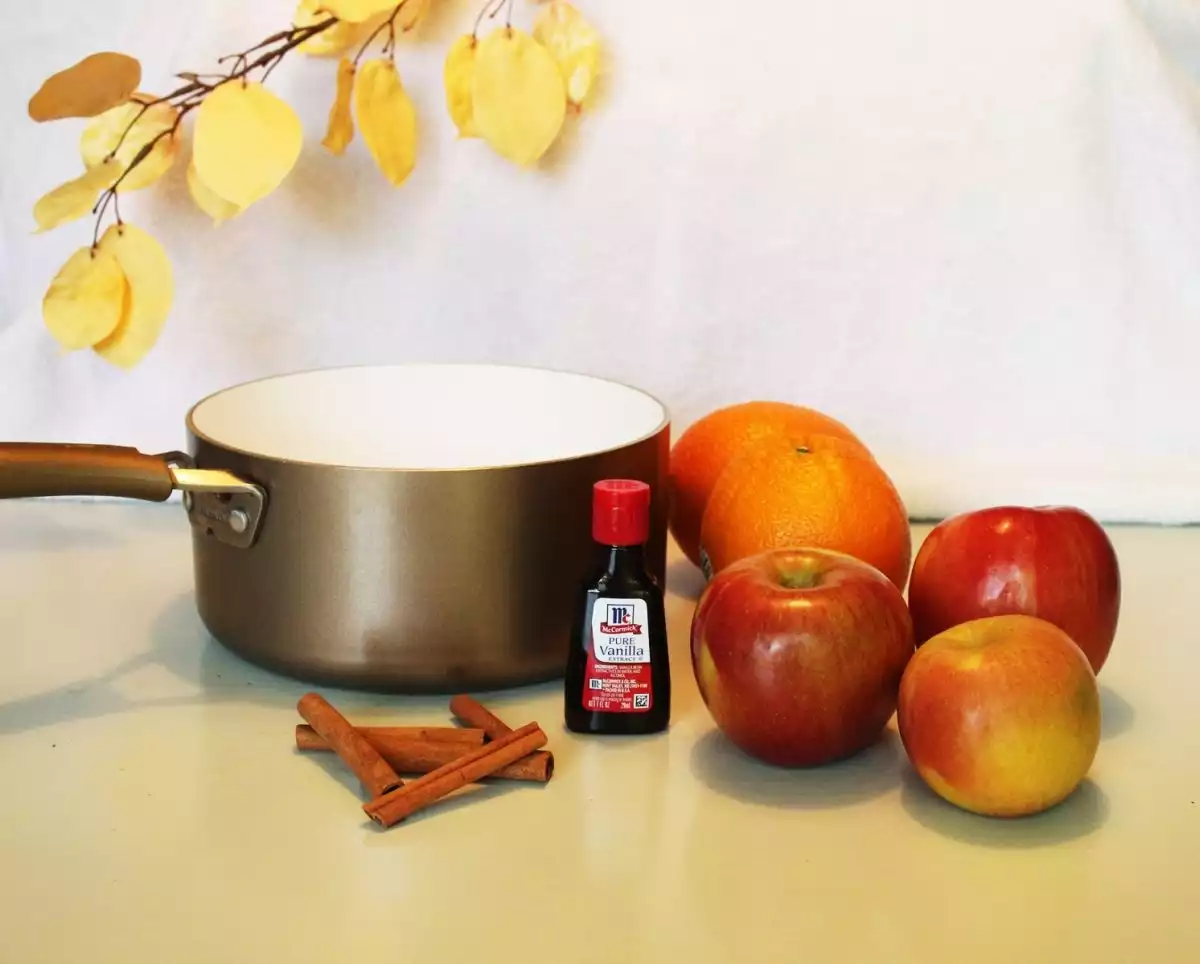 DIY Autumn Aromas - fall simmer pot