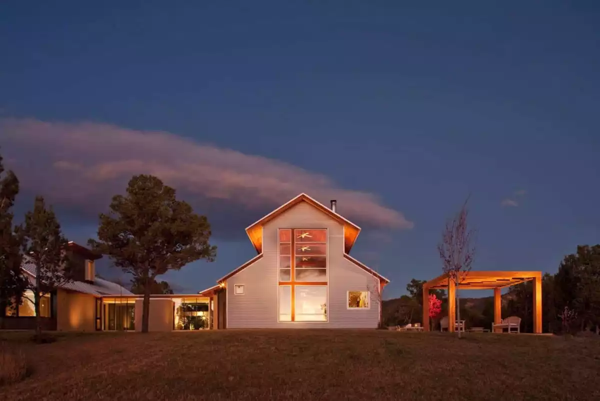 Four Corners ranch house with a contemporary design