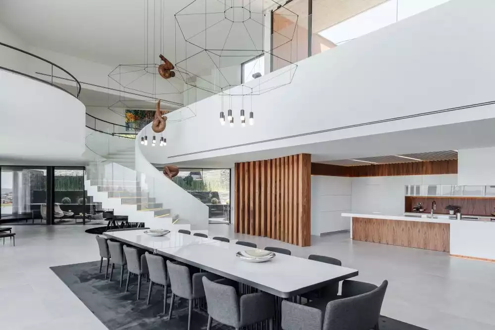 The extra long dining table can sit 14 people and is perfect for family gatherings and other social events