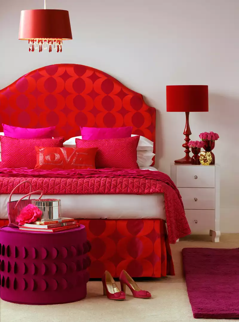 Fuchsia-bedroom-design