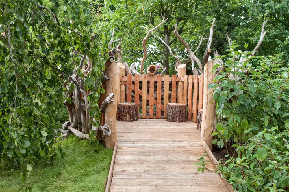 Garden fence with a modern twist