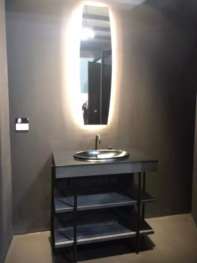 Height To Hang Mirror