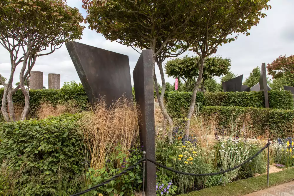 Outdoor design landscape with artful metalic