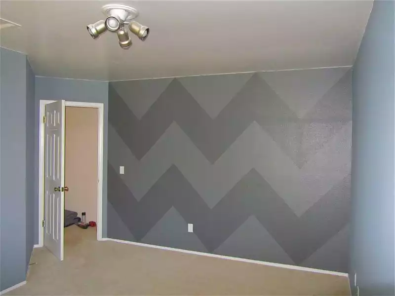 Playing with stripes and lines
