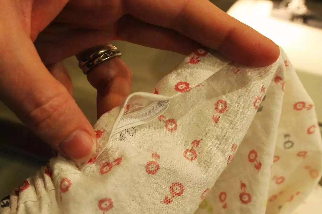 Pull elastic into casing
