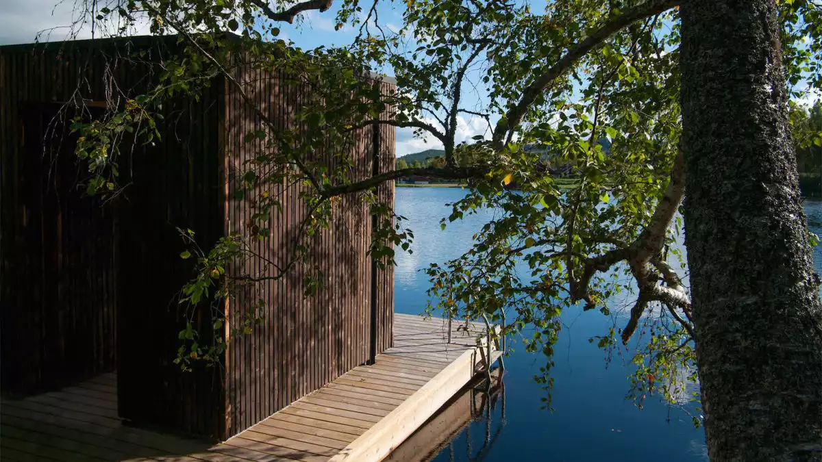 Small Architecture Workshop Floating Sauna Lake