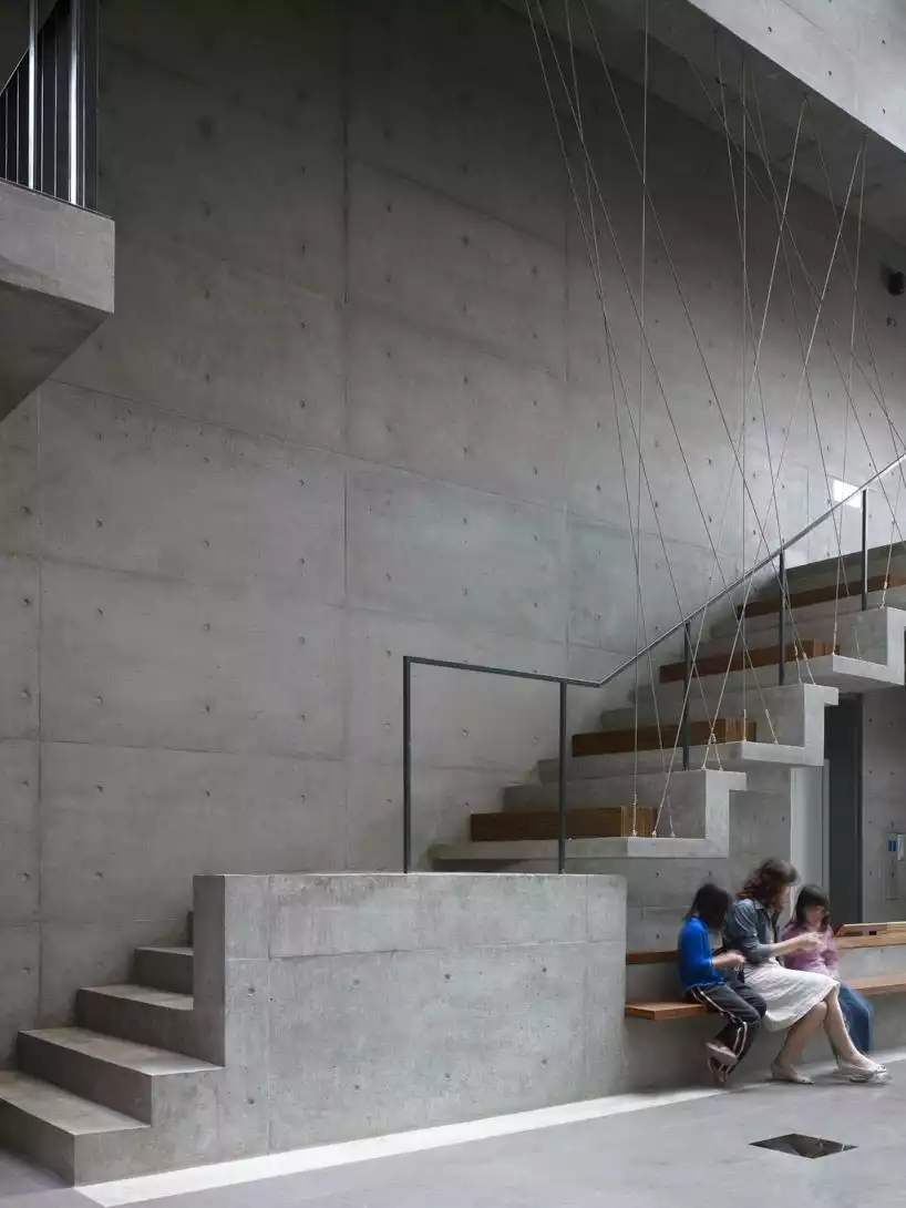 Staircase height balustrade
