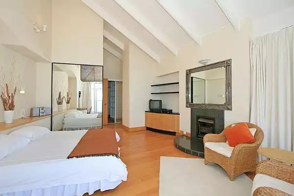 Stunning Beach Villa No 1 in Cape Town 7