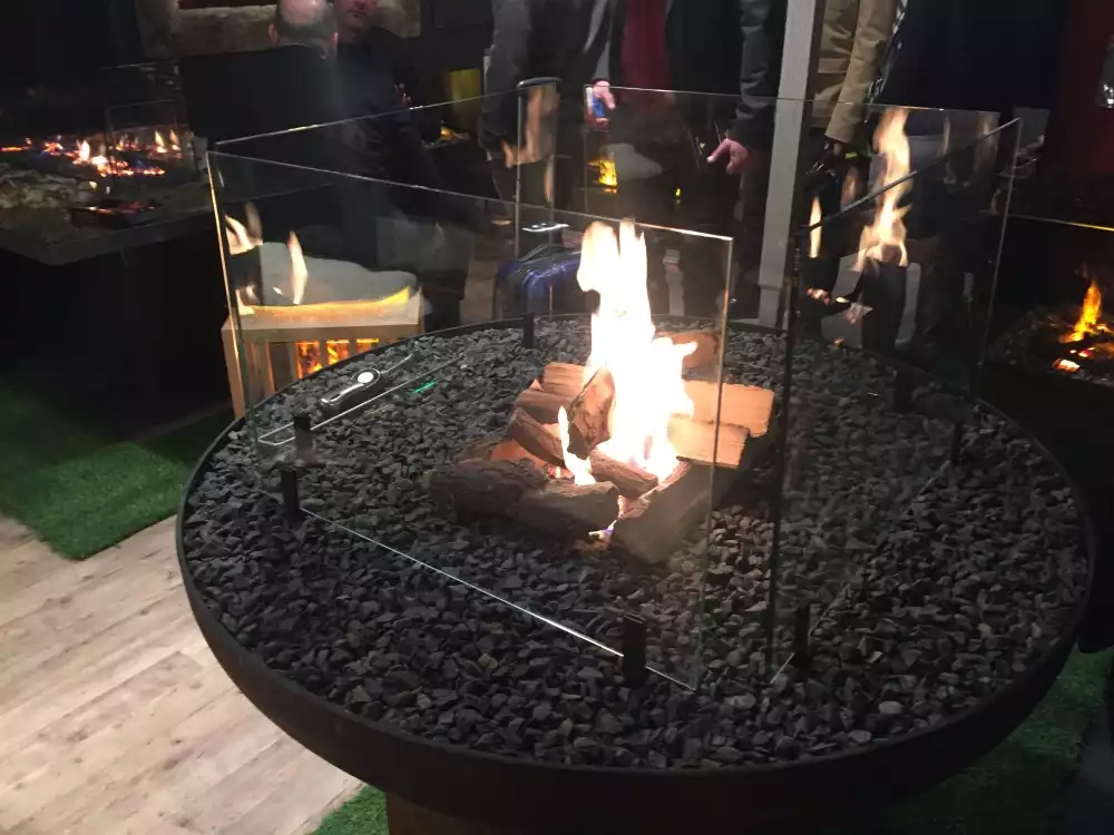 Tabletop gas fireplace