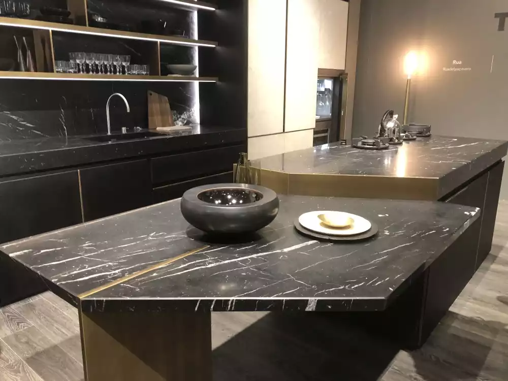 What Is A Good Size For A Kitchen Island?