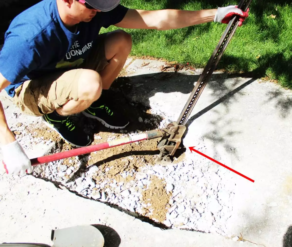 Best Way to Remove Concrete Slabs on a Patio small hole