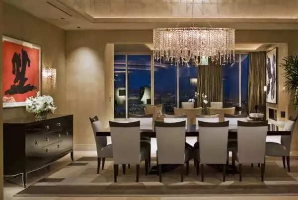 Chandelier dining room