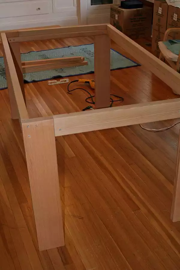 Diy modern table1