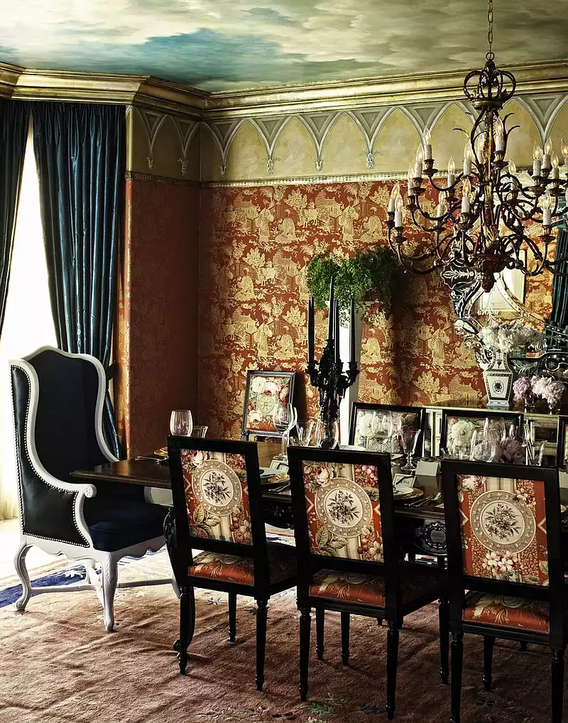 gold-and-red-perfect-for-luxury-decor