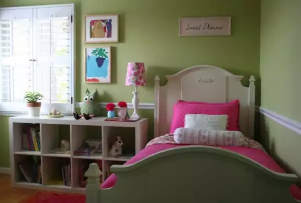 Storage pink room