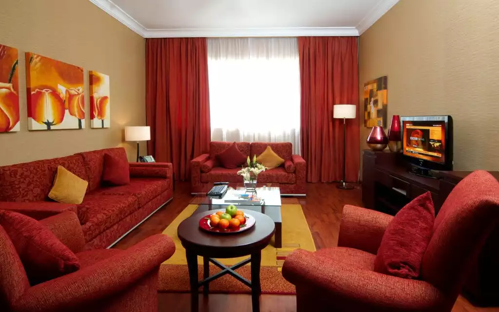 Sunflower red color