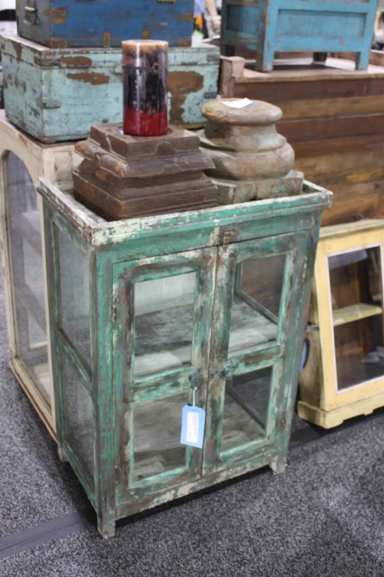 How to Use Vintage Pieces to Update Your Home How to Use Vintage Pieces to Update Your Home