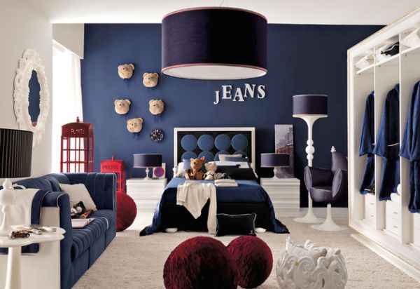 A Blue Bedroom Fit for a Teenager