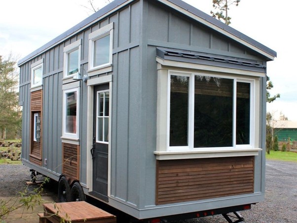 A Tiny Home with a Spa Bathroom exterior