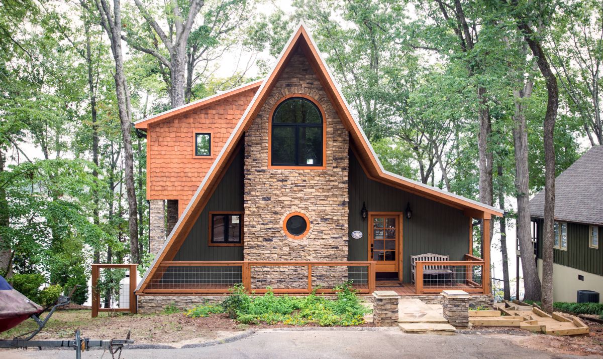 A frame Cabin Exterior