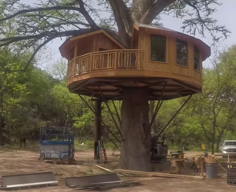 A luxury treehouse retreat