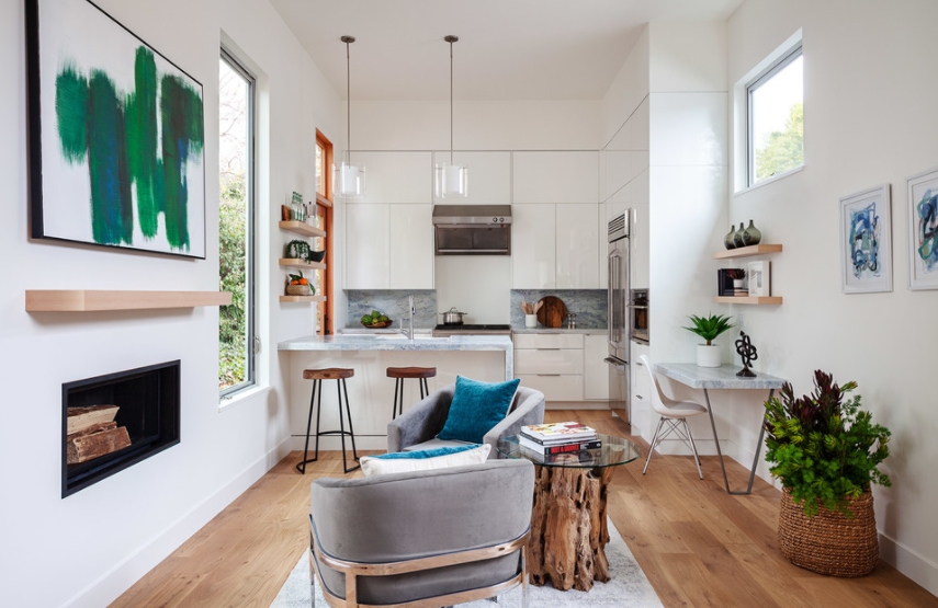 A small and cozy living room
