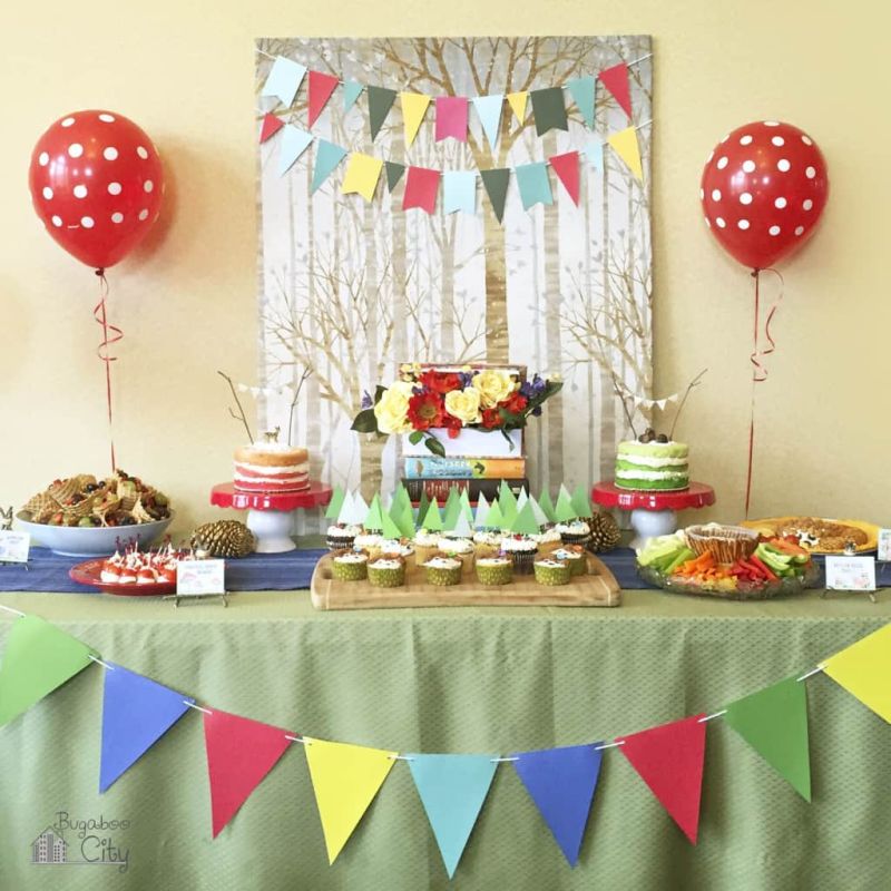 A woodland-themed décor