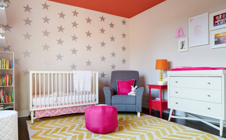 Adding the herringbone pattern to a room with a rug