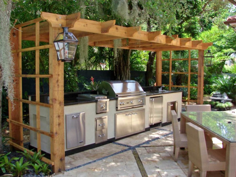 outdoor kitchen 