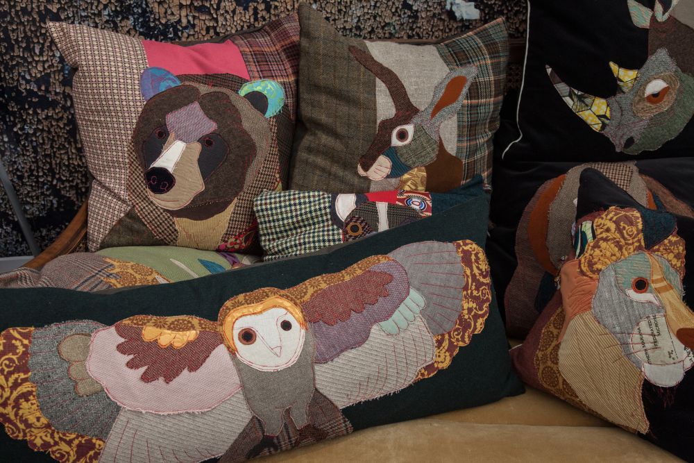 Animal and bitds pillows from Carola van Dyke