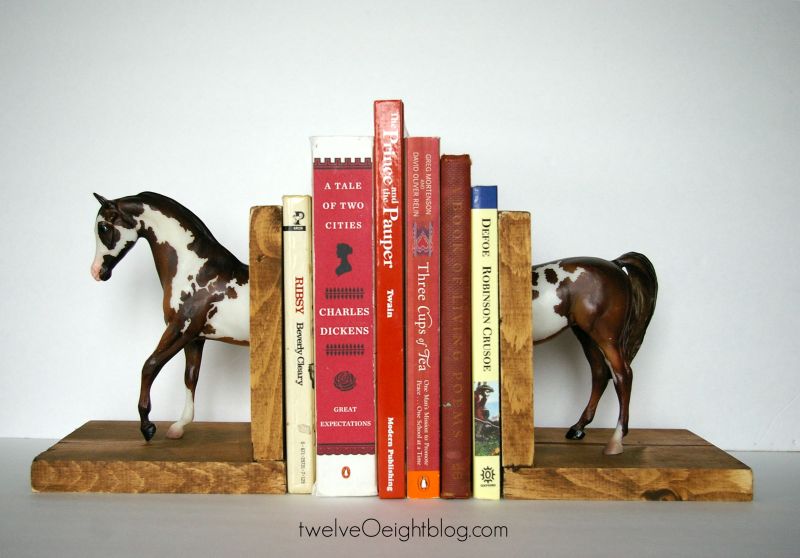 Animal shaped bookends - Horse