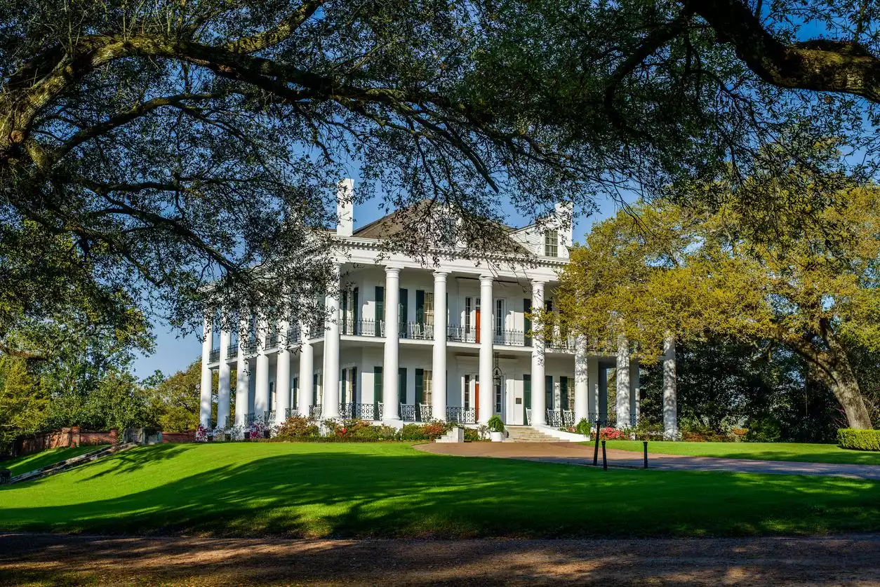 Antebellum Architecture Style