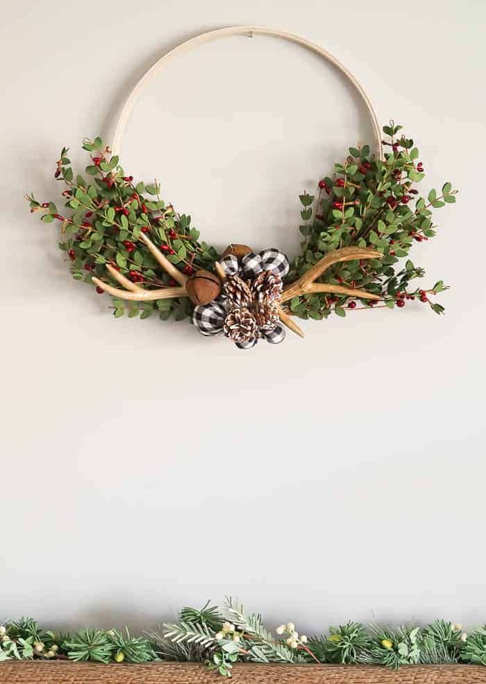 Antler christmas hop wreath