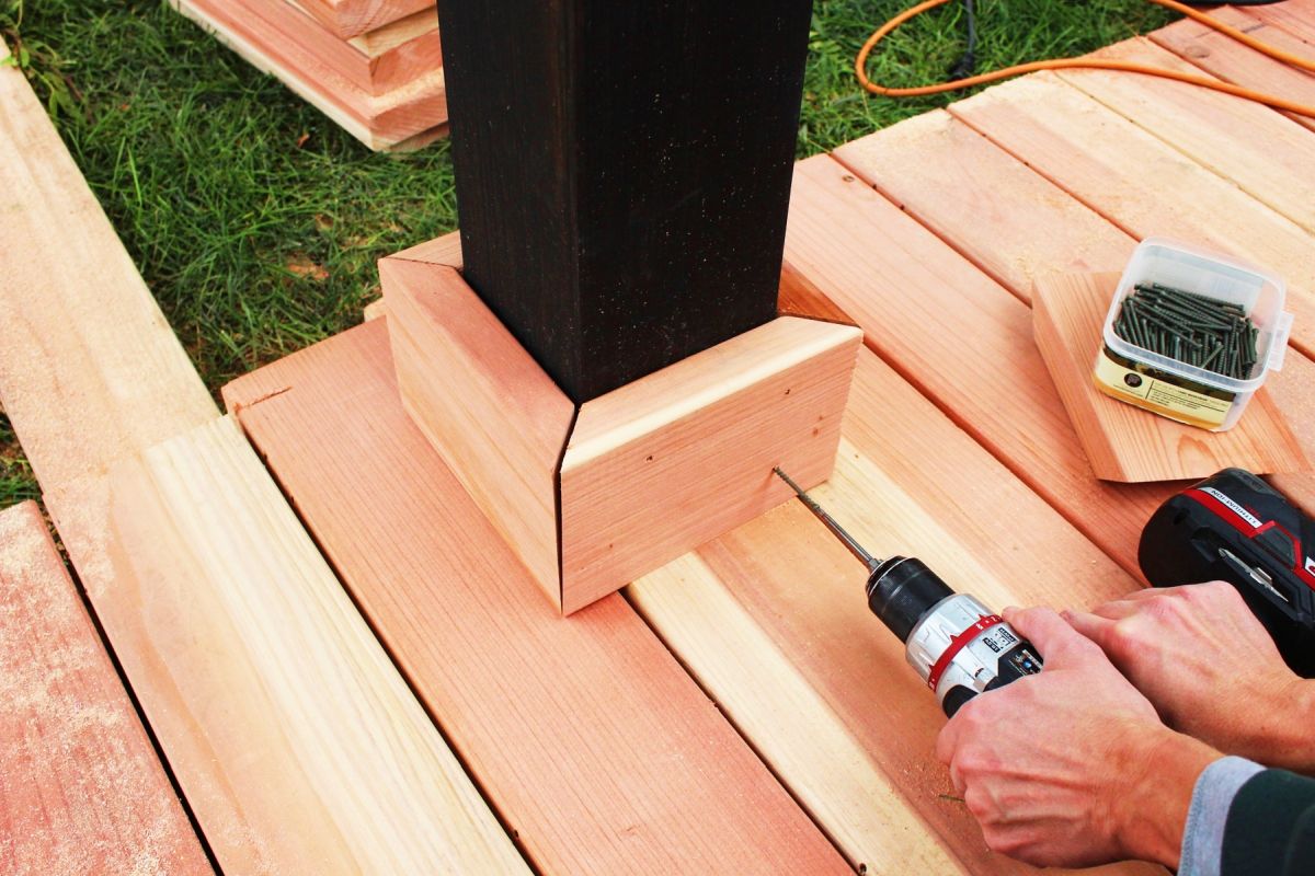 How to Trim a Redwood Deck 2
