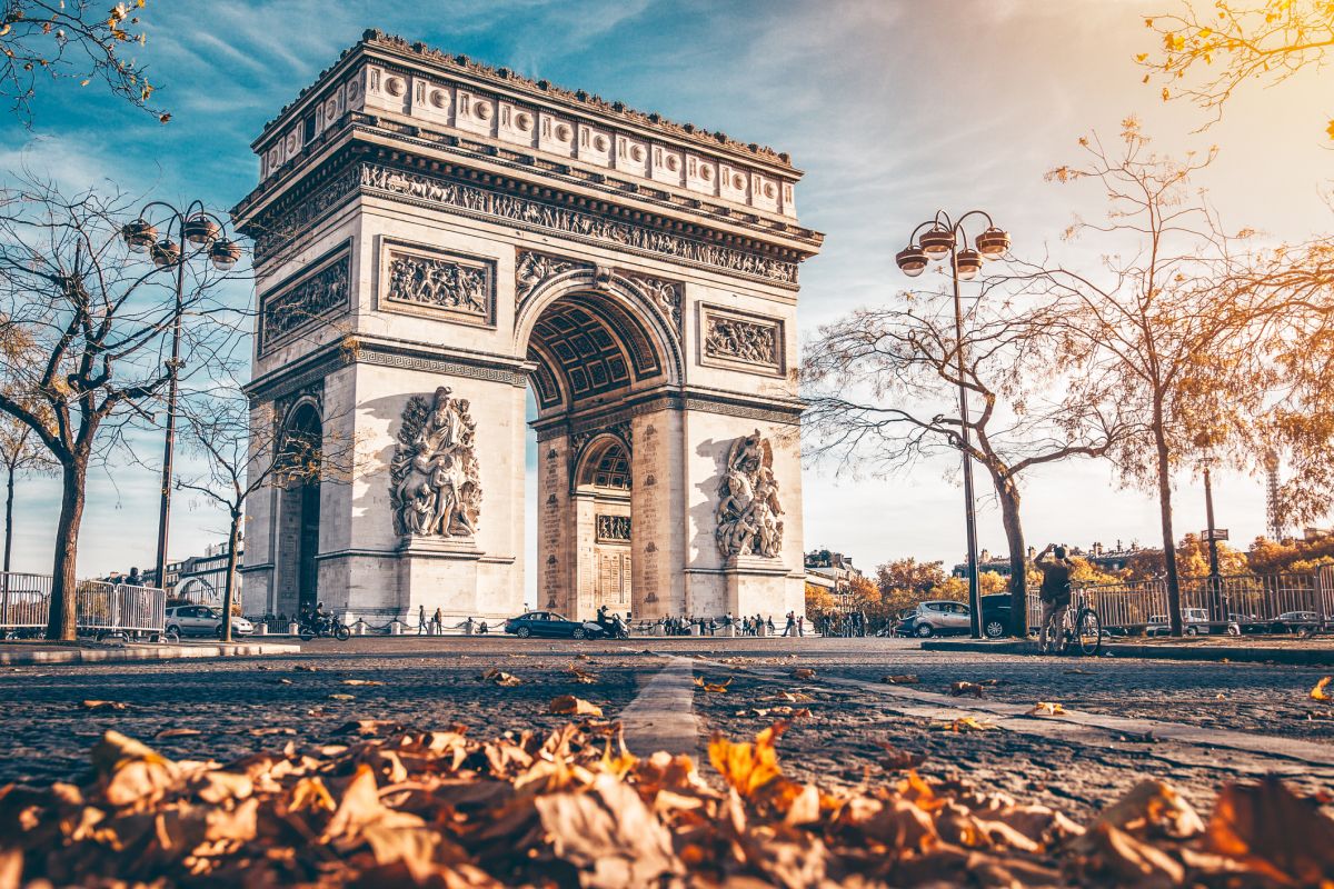 Arc de Triomphe — Paris, France