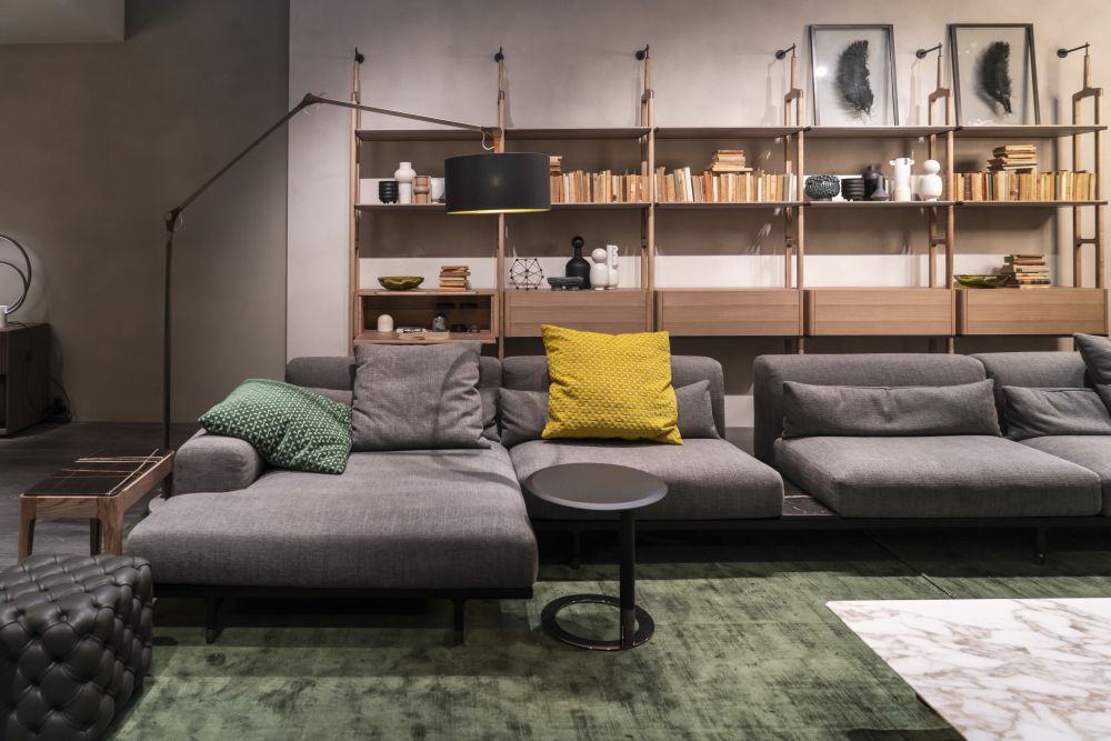 Aria wall leaning shelf