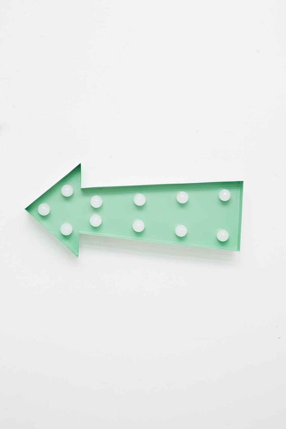 Arrow lamp sign in mint
