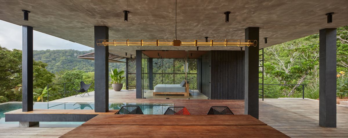 Atelier Costa Rica house with Green Roof by Formafatal lighting ceiling