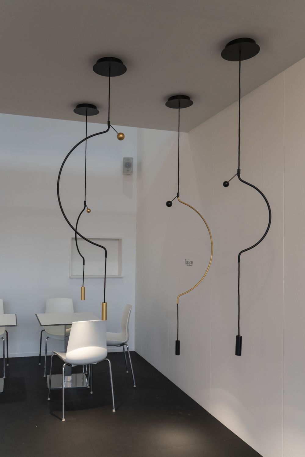 Axo light liaison suuspension fixtures