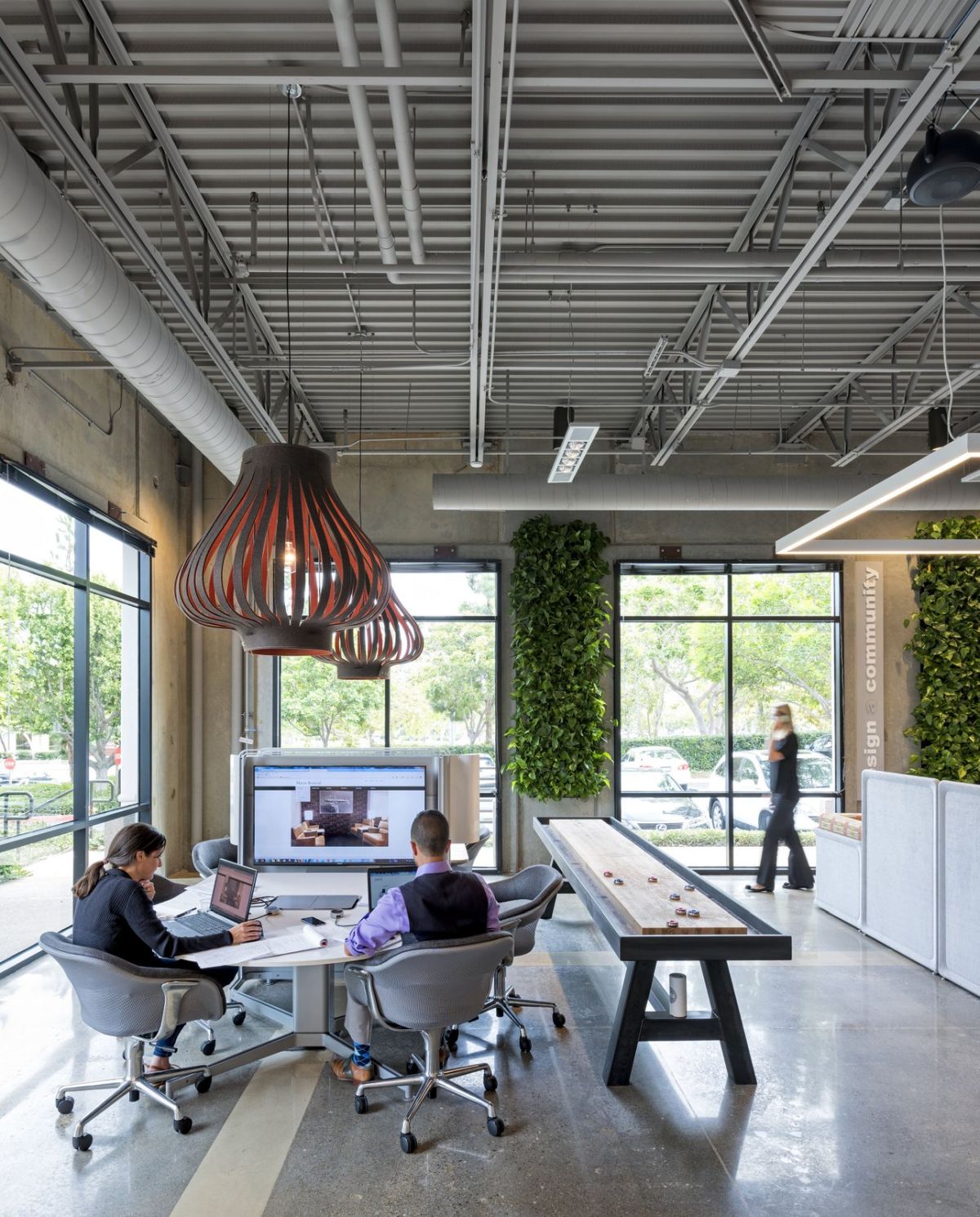 BKM Headquarters and Showroom – San Diego Vertical Garden