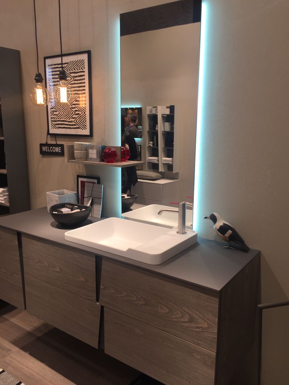 Backlit LED lighting for a zen mood in bathroom