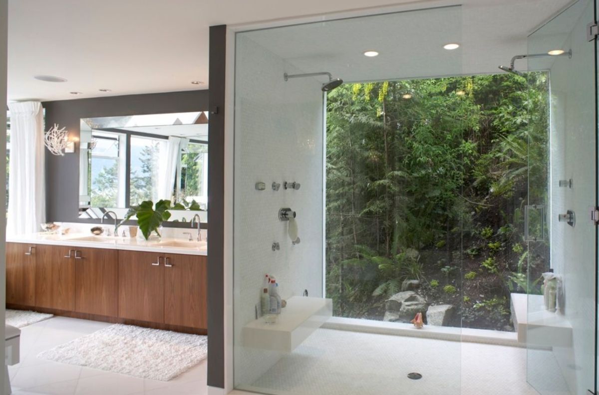 Bathroom Designs and Their Windows