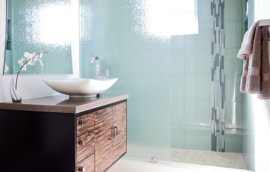 How To Use Rain Glass To Make A Splash And Enhance Your Décor
