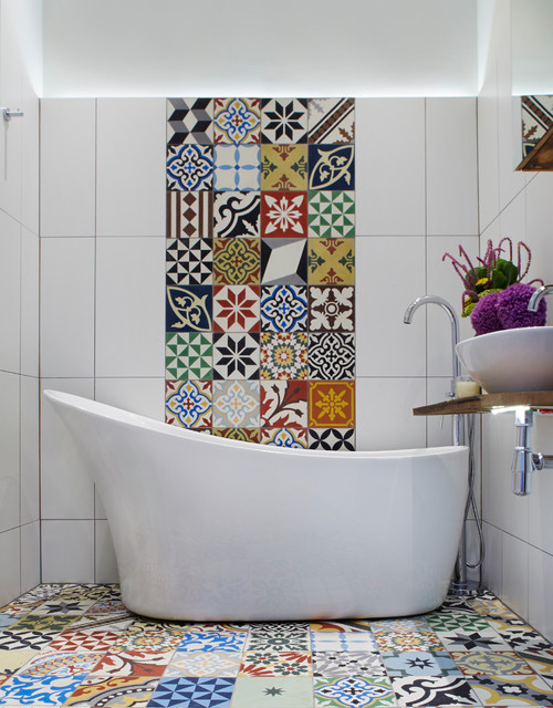 Bathroom tile patchwork design