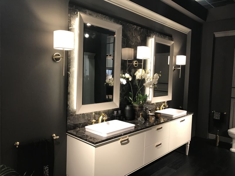 Bathroom with marble from Scvolini Magnifica