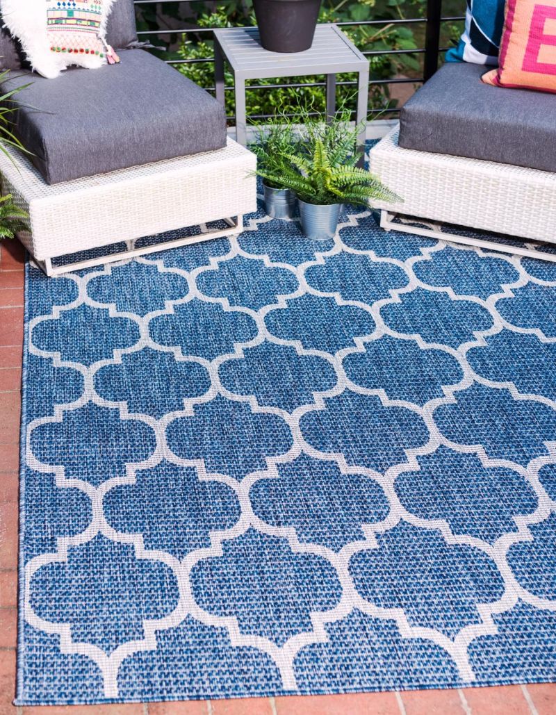 Beautiful blue modern outdoor rug