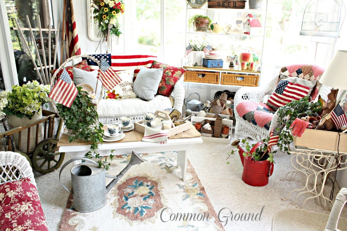 Beautiful inspired porch decor for 4th of july