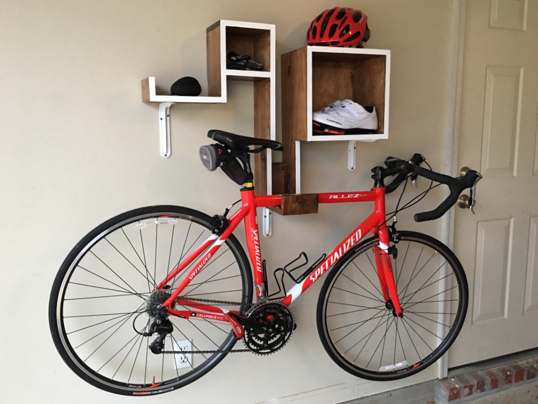 Bike wall hanging with shelves